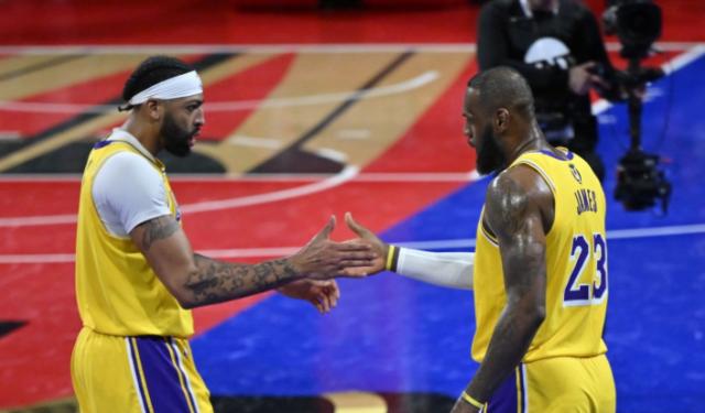 开云首页体验-冠军稳了？揭秘湖人锦标赛6胜0负 防守效率第一