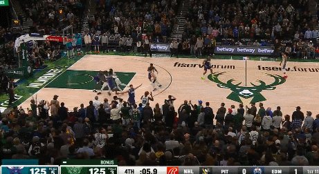 开云官网首页-精妙战术助字母哥准绝杀 雄鹿八连胜杀回东部前列